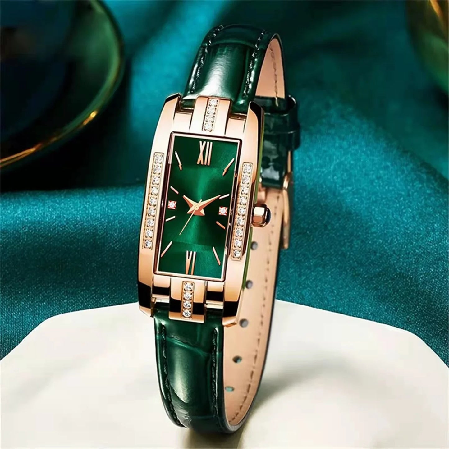 MOONBIFFY Luxury Square Quartz Watch