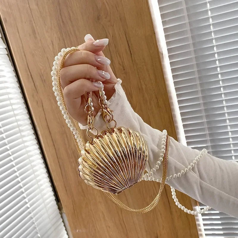 Dawndesslo Seashell Clutch Bag